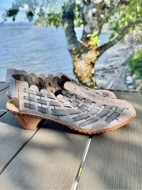 Rieker Closed Toe Woven Leather Wooden Heeled Sandals Size 6